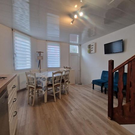 Logement A Deux Pas De La Plage Et Des Commerces Le Treport Ngoại thất bức ảnh