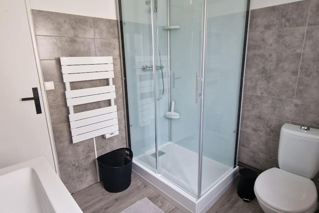 Logement A Deux Pas De La Plage Et Des Commerces Le Treport Ngoại thất bức ảnh